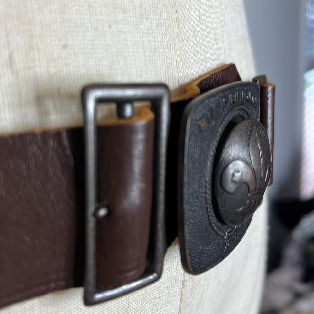 🌟HOST PICK🌟Vintage Boy Scouts leather belt - Picture 4 of 12